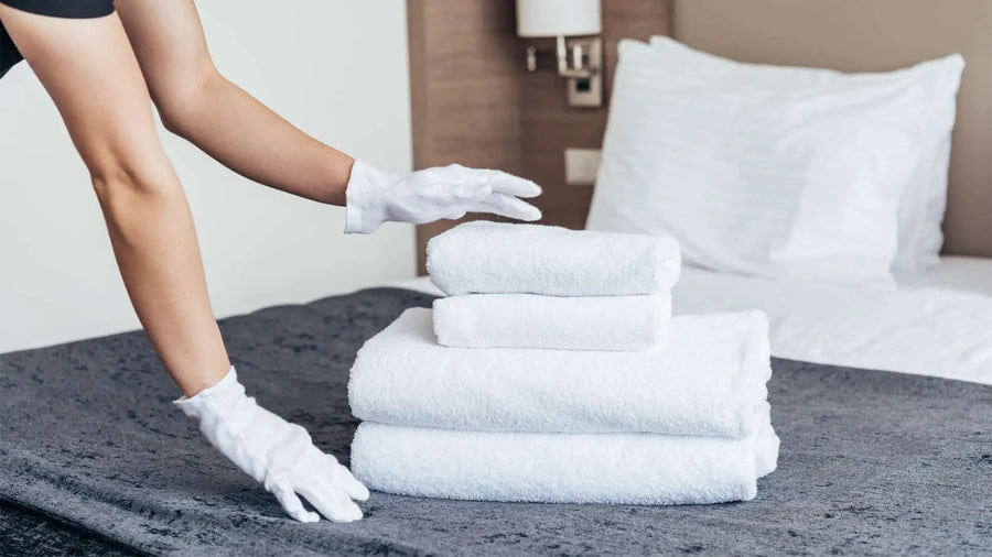 Cum dezinfectam camerele de hotel?